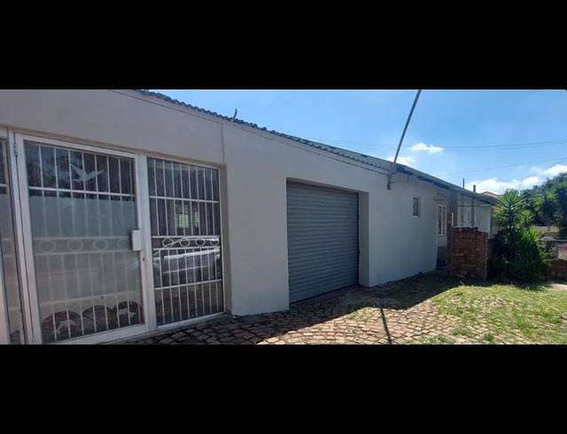 3 BEDROOM HOUSE FOR SALE IN DANVILLE